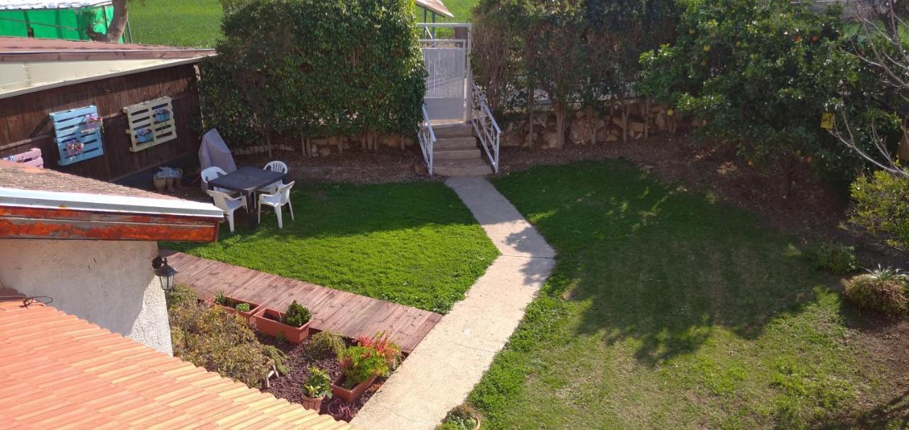 Jordan Valley One Room Apartment Menaẖemya Εξωτερικό φωτογραφία